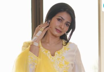 Tanishaa Mukerji Comments on Protests and Country's Progress