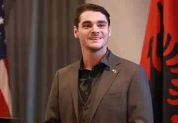 Breaking Bad Star RJ Mitte Dies at Age 34