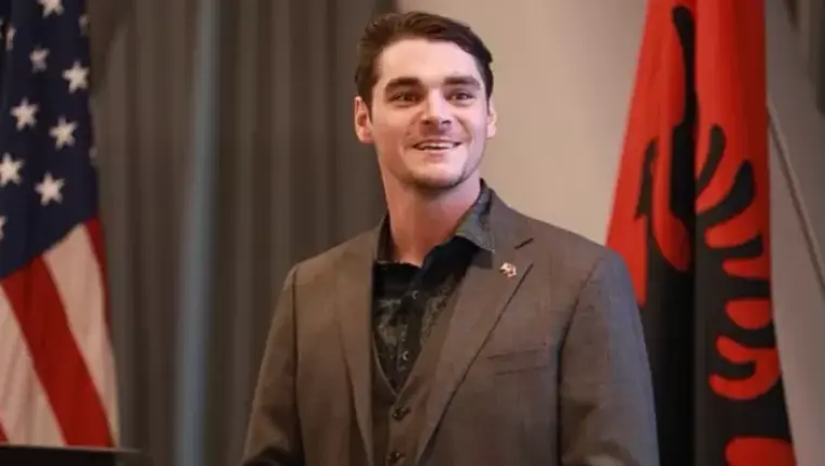 Breaking Bad Star RJ Mitte Dies at Age 34