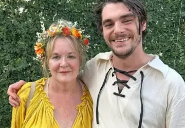 RJ Mitte's Mother, Dyna Mitte, Recalls Finding Him and Discusses Suggesting Therapy
