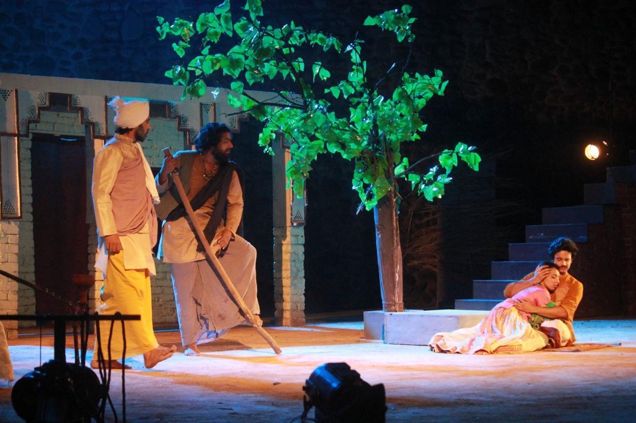 Heer Ranjha Play Explores 14th-Century Punjab Society and Spiritual Love