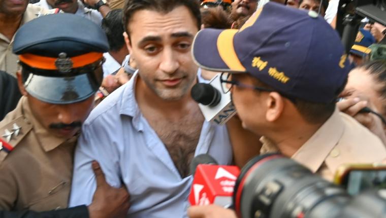 Imran Khan to Move Bombay High Court Following Departure Notice, Lawyer Says