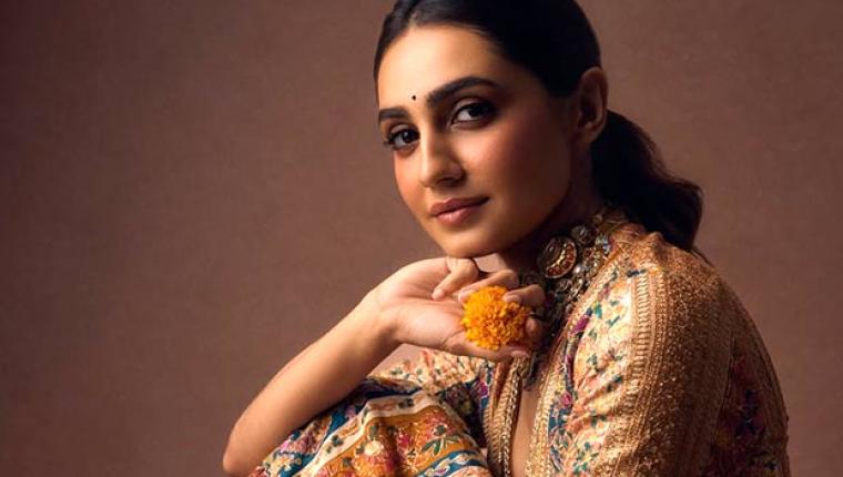 Navratri fashion 2026: 7 Vedika Pinto looks to bookmark for Garba nights and festive celebrations