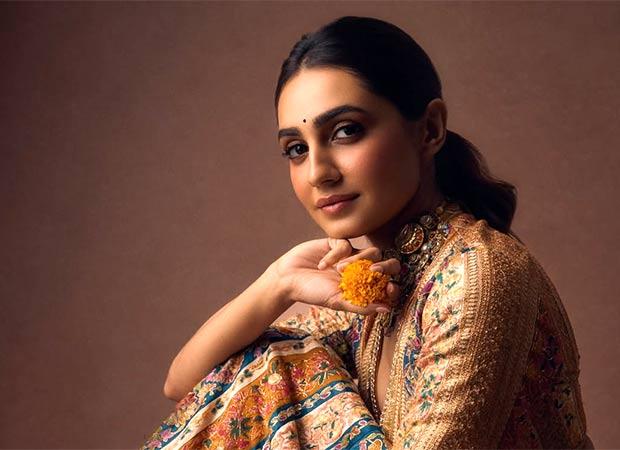 Navratri fashion 2026: 7 Vedika Pinto looks to bookmark for Garba nights and festive celebrations