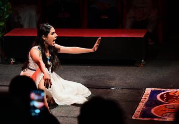 Agleyum Cliyopatrayum (Egle and Cleopatra) Explores Feminine Myths in Solo Theatre
