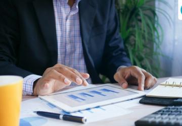 Financial Rules Every First-Time Earner Should Follow Before 30