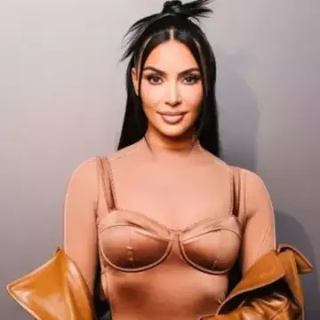 Kim Kardashian Signs Fan's Hermes Birkin Bag During Shanghai Event