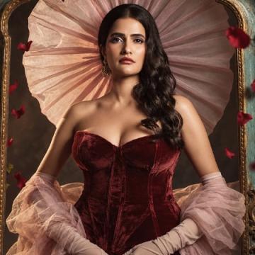 Sona Mohapatra Explores Contrasting Musical Styles With ‘Re Bawri’ and ‘Vaari Vaari’