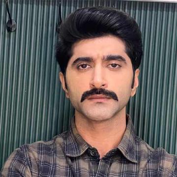 Suhail Nayyar Details Physical Transformation for Spy Comedy Udta Teer