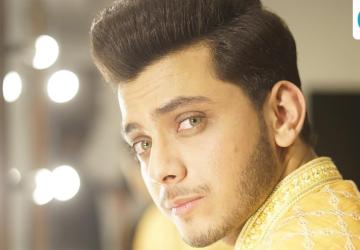 Homebound Actor Vishal Jethwa Prepares for Navratri Singing Gig