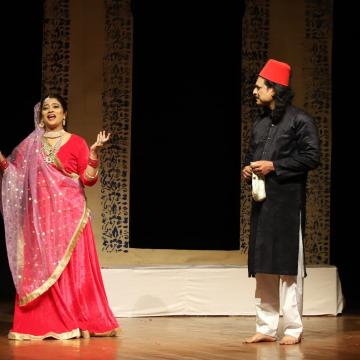 Nazeernama: Exploring Life Philosophy and Poetry Through Theatre