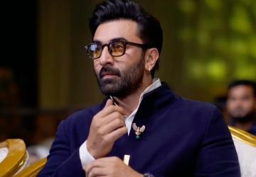 Ranbir Kapoor Wears Midnight-Blue Bandhgala and Jacob & Co. Watch at Ramayana Event in Hyderabad