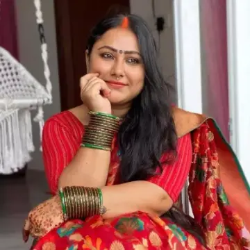 Former Bhojpuri Actress Priyanka Pandit and Premananda Maharaj's Hari Sevak Expecting First Child