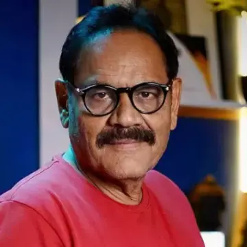 Veteran Bollywood Star Mushtaq Khan Dies at 56 After Battle with Liver Cancer