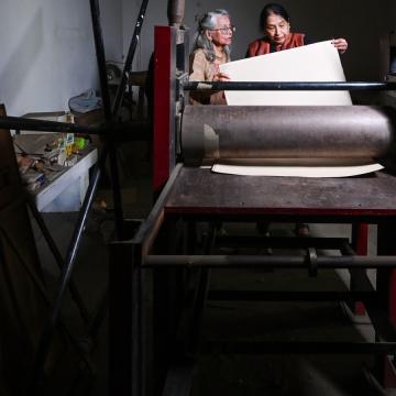 Anupam Sud Printmaker Retrospective at NGMA Offers Glimpse Into Delhi Art Scene