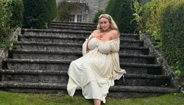 OnlyFans Star Amelia Quest Recalls Devastating Nude Photo Leak