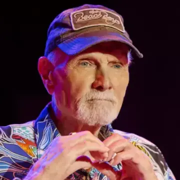 Beach Boys Star Mike Love's Short-Lived Marriage to Suzanne Belcher