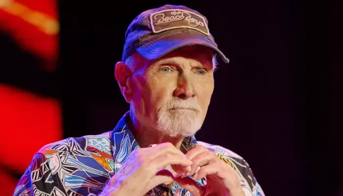Beach Boys Star Mike Love's Short-Lived Marriage to Suzanne Belcher