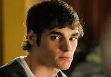 Breaking Bad Star RJ Mitte Dies at Age 34