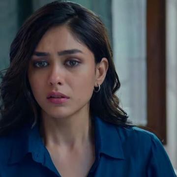 Pooja Meri Jaan Review: Mrunal Thakur Starrer Explores Consent