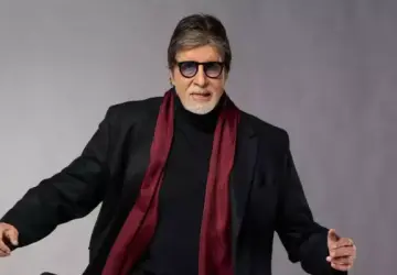 Amitabh Bachchan Suffers Knee Injury After Fall on 'Kaun Banega Crorepati 18' Set