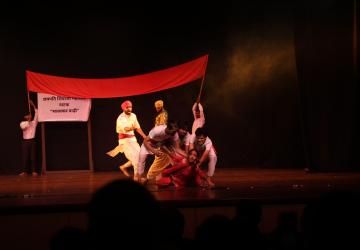 Swatantra Veer Savarkar: A Dramatic Portrayal of a National Hero