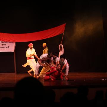 Swatantra Veer Savarkar: A Dramatic Portrayal of a National Hero