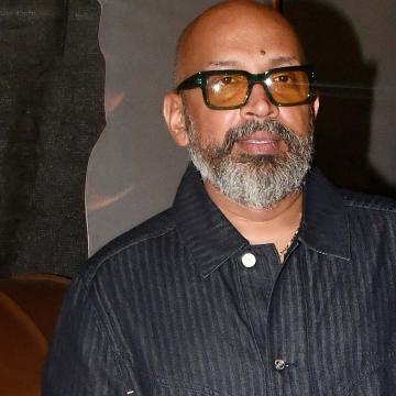Suresh Triveni Discusses Nana Patekar's Role in Subedaar