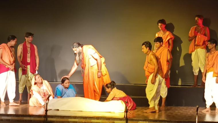 Deeksha: A Play Based on Padma Shri Narendra Kohli's Novel