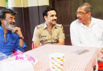 Pankaj Tripathi Pays Tribute to Nana Patekar, Calling It 'The End of an Era'