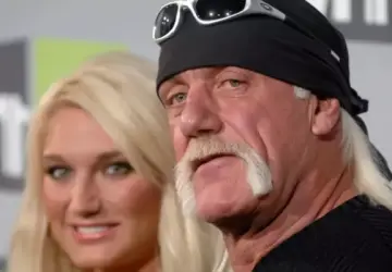 Brooke Hogan's Reaction After Finding Out About Father Hulk Hogan