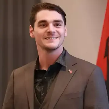 RJ Mitte's Text Messages to Friend Go Viral Following His Death at 34