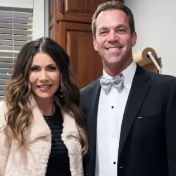 Kristi Noem Files for Divorce After 34 Years as Reports Surface Regarding Husband Bryon Noem
