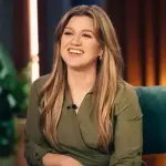 Kelly Clarkson Blasts Brooklyn Store After Being Mistaken For Someone Who Couldn't Afford Their Items