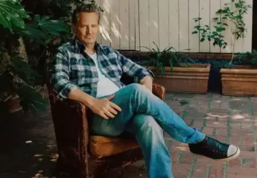 Matthew Perry Spent USD 7 Million Trying to Get Sober, Reveals Sister Mia Perry Bowick
