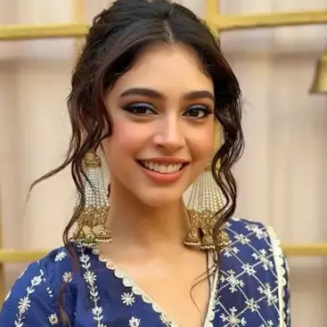 Actress Niti Taylor Recounts Bitter Casting Couch Experience with Senior Director