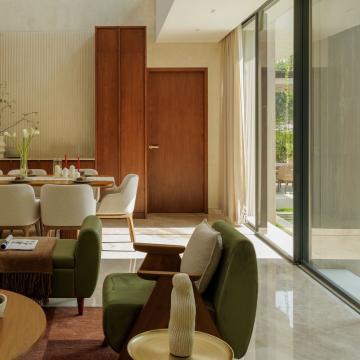 How to Create a Resort-Inspired Experience at Your Holiday Home