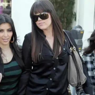 Resurfaced Keeping Up With The Kardashians Clip Leaves Netizens Stunned