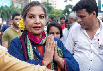 Shabana Azmi Joins Mumbai Protest Demanding Gyanesh Kumar's Resignation