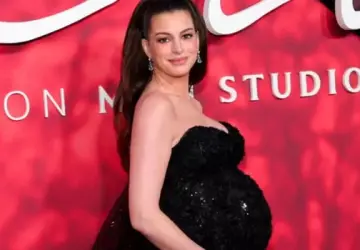 Anne Hathaway Debuts Baby Bump at Verity Premiere