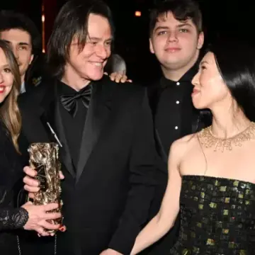 Jim Carrey Marries Min Ah