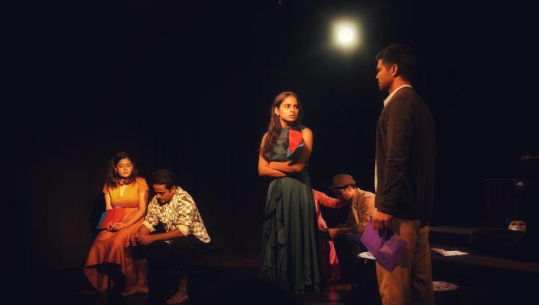 Mahanagar Ke Jugnu: A Musical Comedy Directed by Amitosh Nagpal