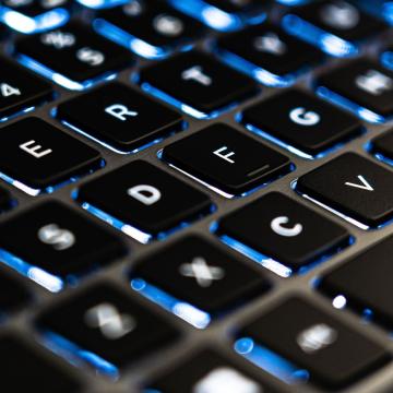 Why the F and J Keys on Your Keyboard Have Tiny Bumps