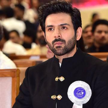 Kartik Aaryan Shares September Highlights Including Ganesh Chaturthi, National Award Win, and Captain India BTS