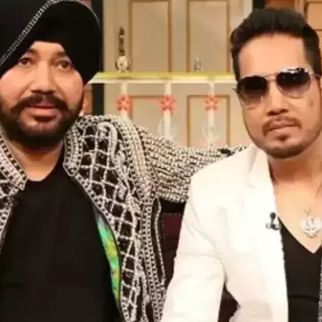 Mika Singh Defends Brother Daler Mehndi Following Viral Stage Show Video