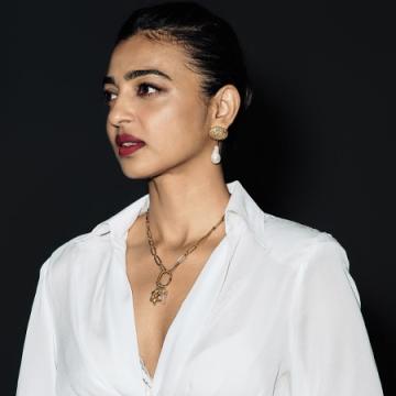 Radhika Apte Opens Up About Diet, Reveals Sev Puri as Her Staple Dinner and No Calorie Counting