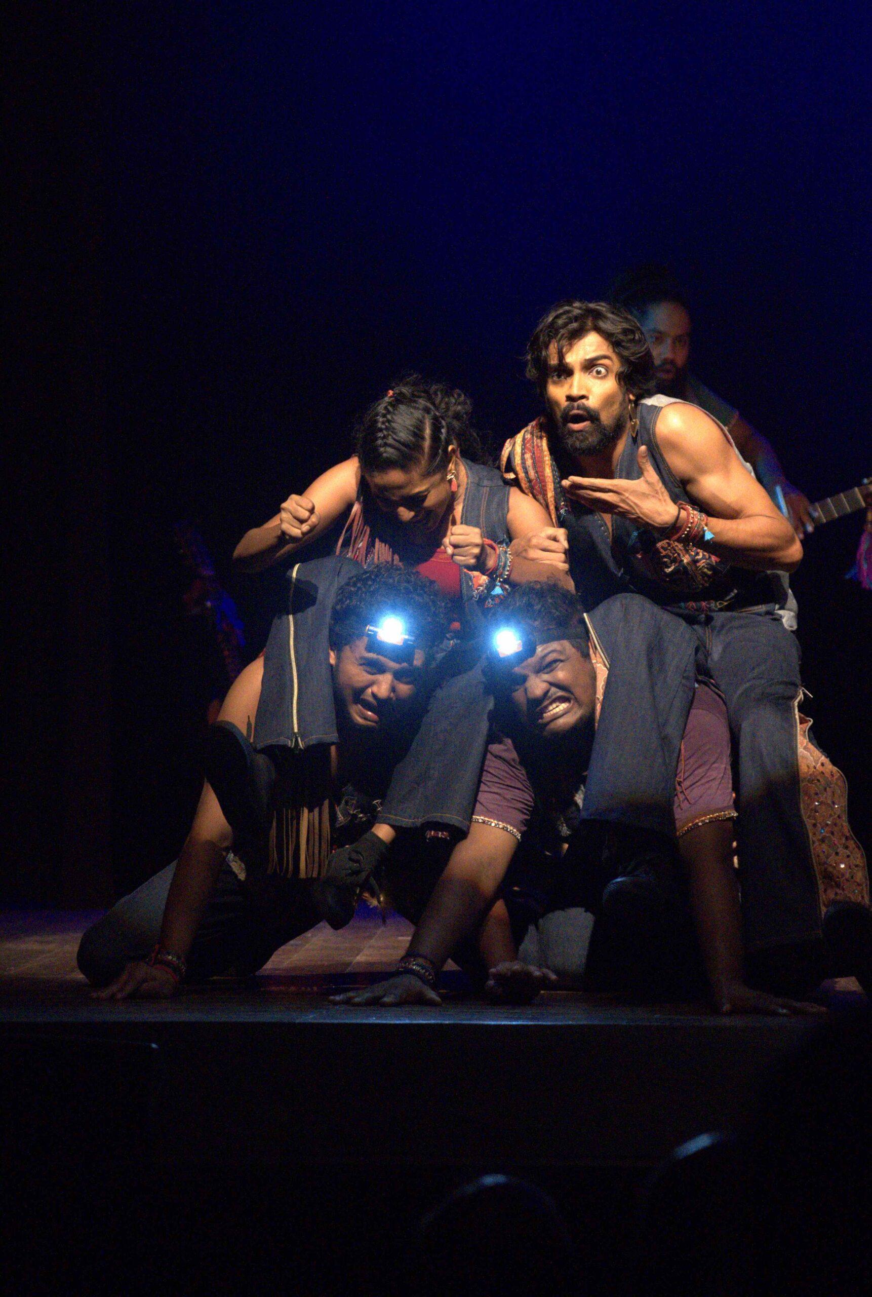 Kolamba Hatha Presented by Apurwa Theatre Group