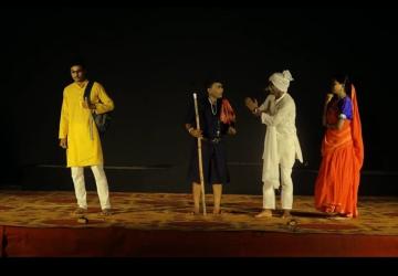 Folk Drama Nacha ‘Fashion Show’ Combines Tradition and Modernity
