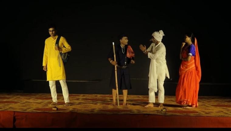Folk Drama Nacha ‘Fashion Show’ Combines Tradition and Modernity