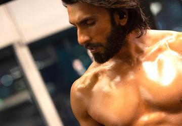Ranveer Singh Shares Shirtless Gym Picture Highlighting Fitness Routine